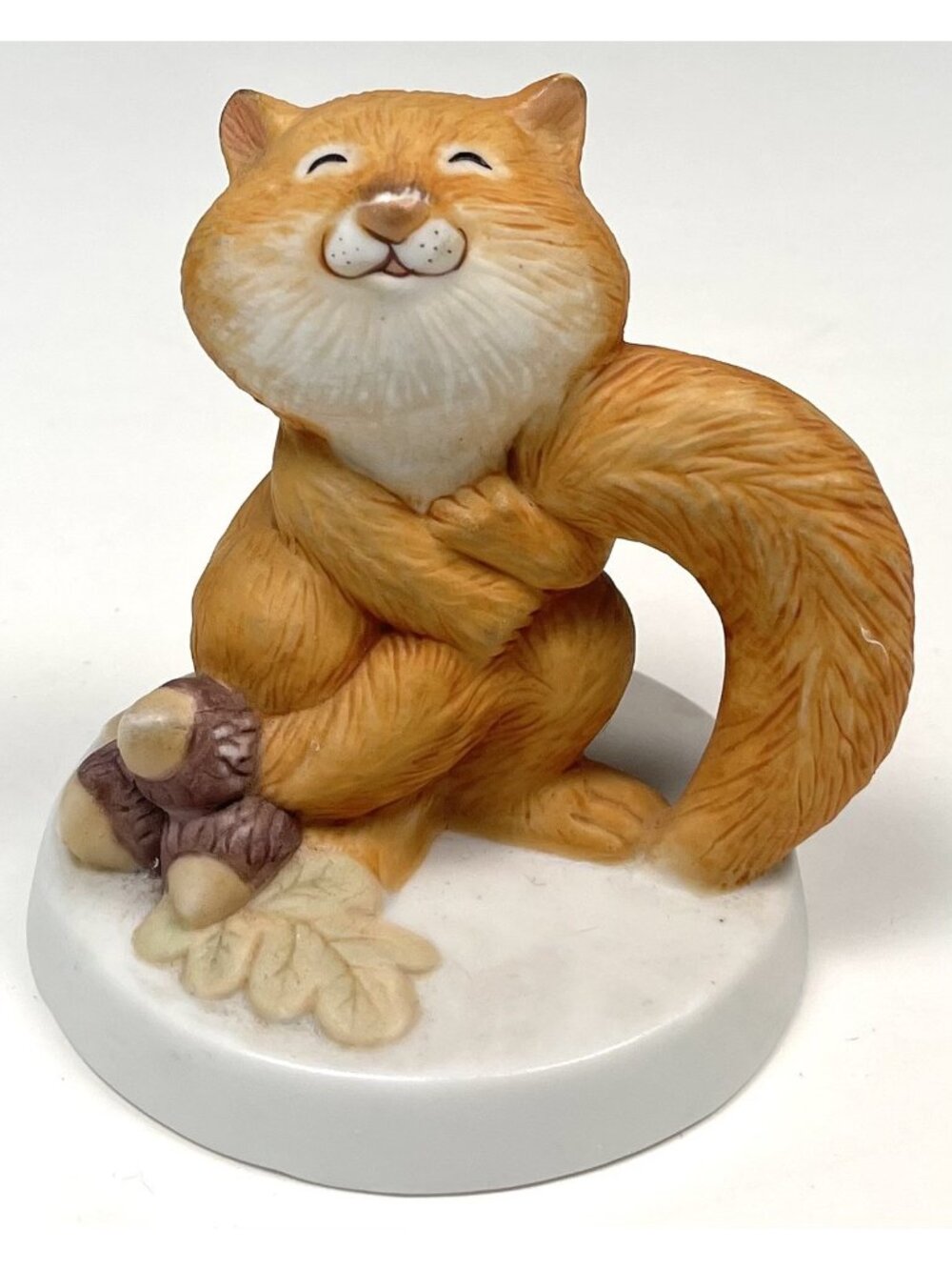 VTG Sunny Animals by HEARTLINE 3.75" Porcelain SQUIRREL w/ Acorns Figurine